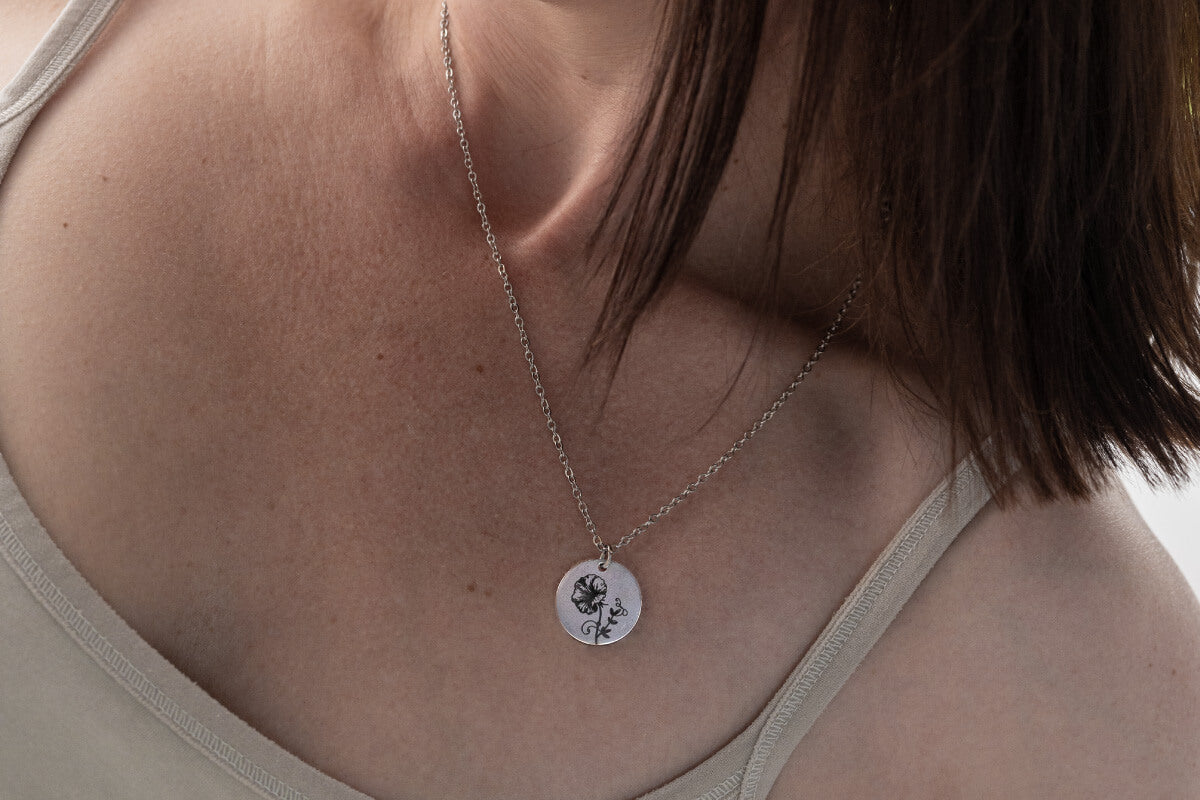 April Birth Flower Necklace, Personalized Birthday Gift for Her, Custom Sweet Pea Jewelry, Designed With Meaning